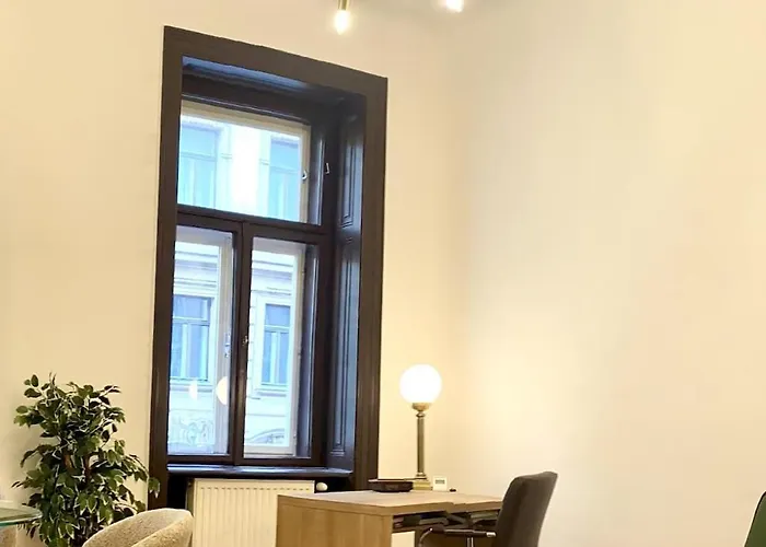 Altbau Juwel - 10 Min Zu Fuss Zum Schloss Belvedere